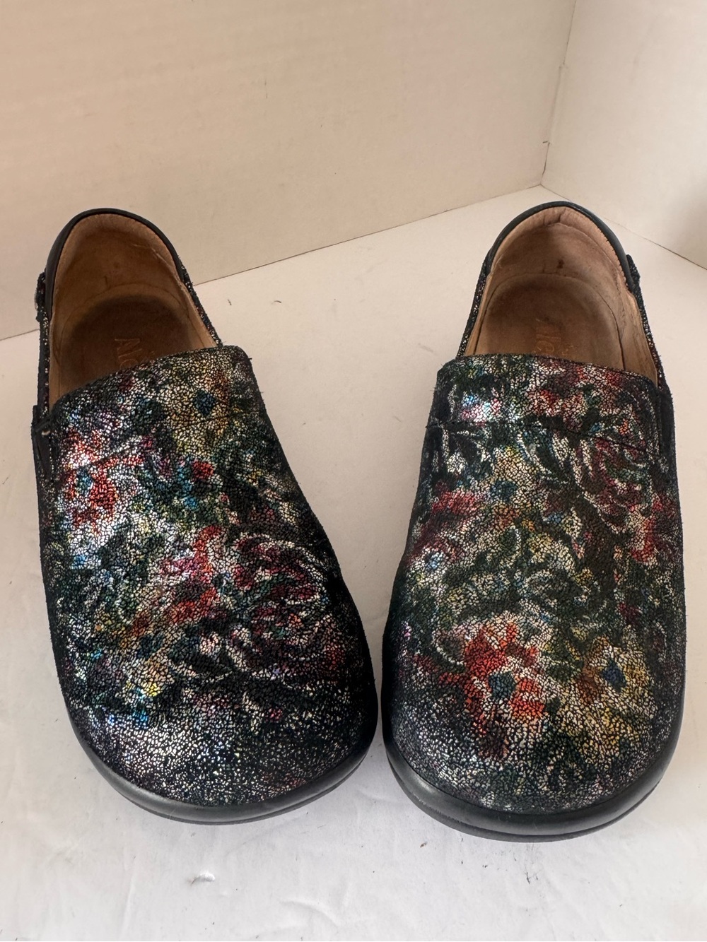 Alegria Keli KEL-479 Floral Metallic Leather Slip-On Shoes EU 37 US 7-7.5